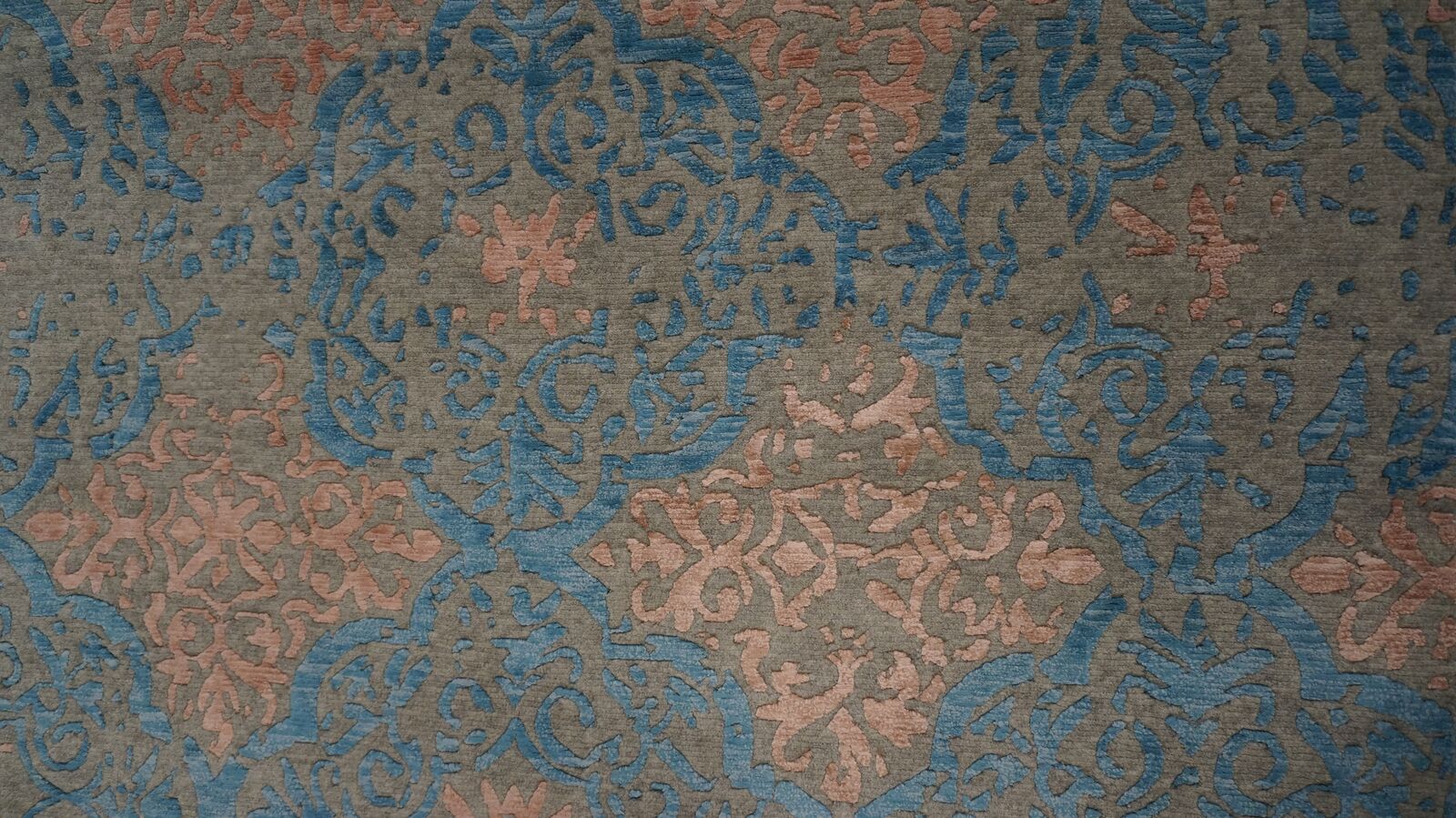 *Area Rugs: #9902310 Modern Wool and Silk 8 X 10 Indo Nepal Grey Rug image 1